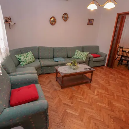 Appartamento Gerda Kaštela